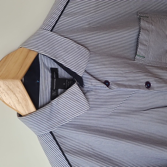 INC button down - Picture 2 of 4